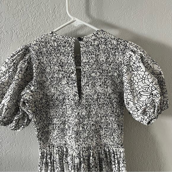 S/W/F White & Black Floral Print Smocked Puff-Sleeve Midi Dress - Picture 10 of 10